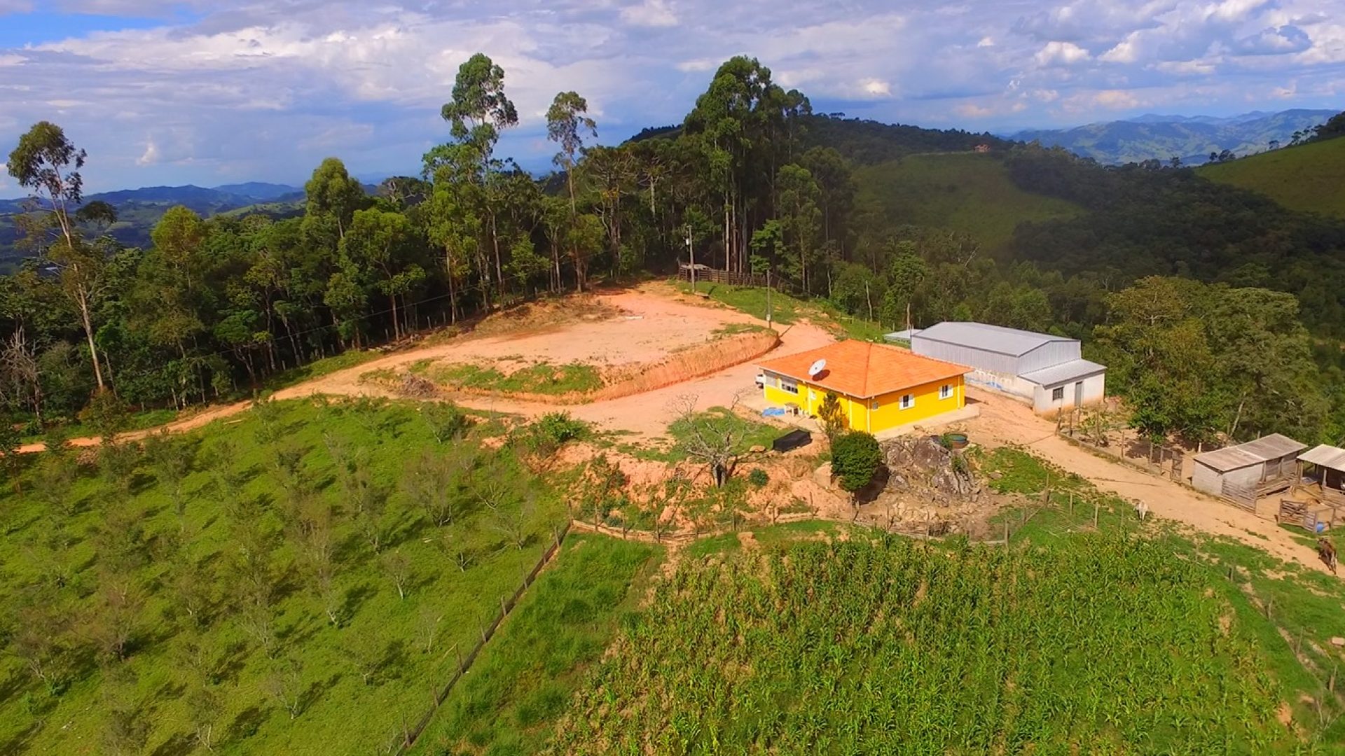 Ótimo Sítio de 190.000m² com Maravilhosa Vista Panorâmica para Serra da Mantiqueira em Cambuí - MG, silva corretor (2)