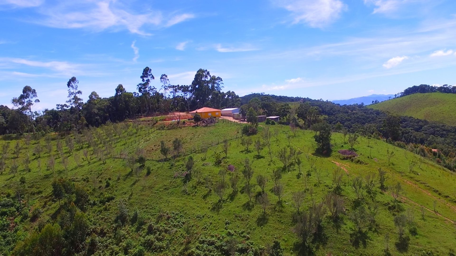 Ótimo Sítio de 190.000m² com Maravilhosa Vista Panorâmica para Serra da Mantiqueira em Cambuí - MG, silva corretor (54)