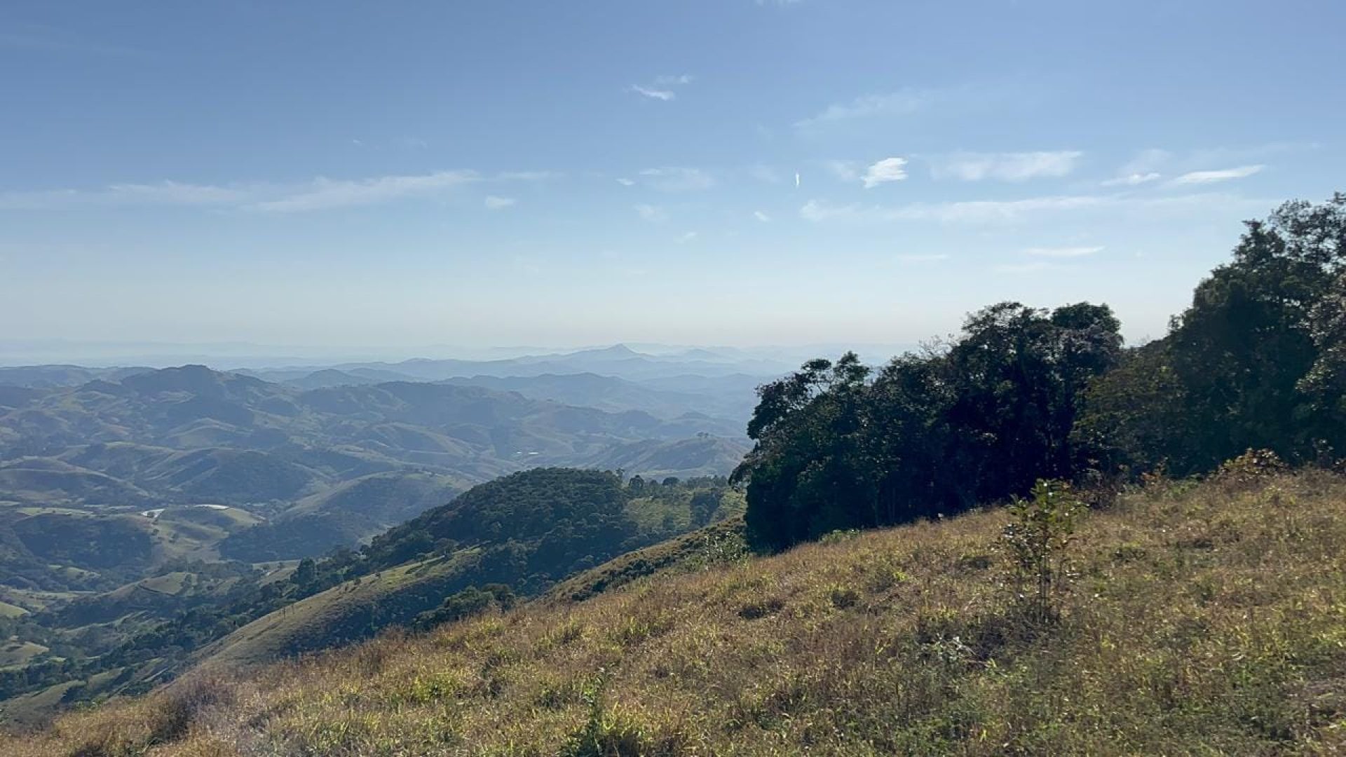 TERRENO RURAL A VENDA NA SERRA DA MANTIQUEIRA COM VISTA PANORAMICA (10)