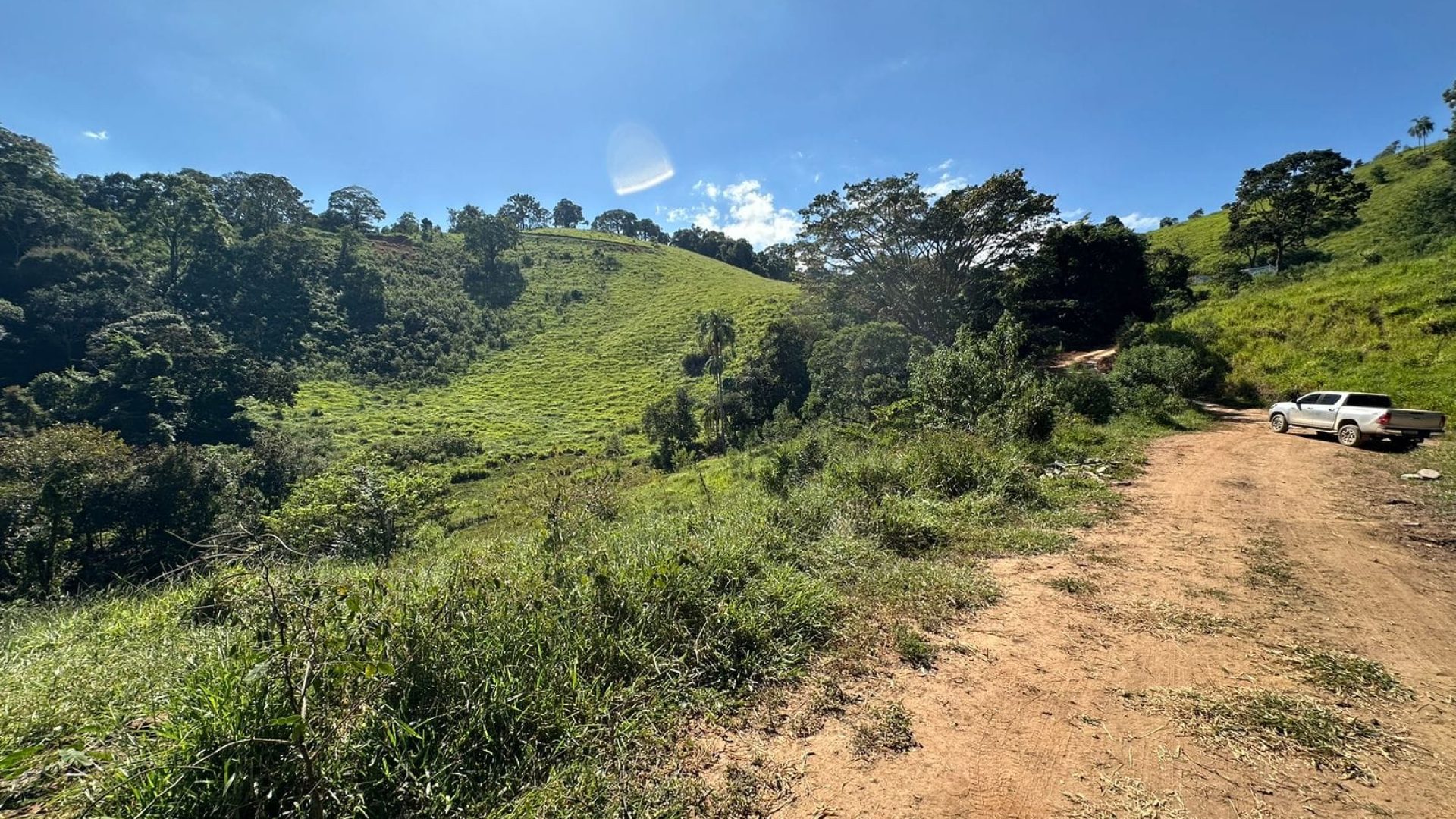 Terreno Rural com linda vista panorâmica para as montanhas (4)