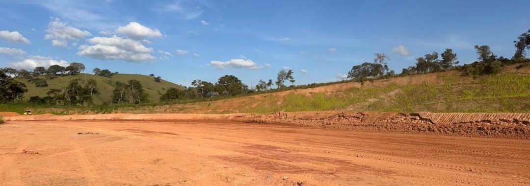 área industrial, Cambuí, Sul de Minas, 186.000m², platô, Rodovia Fernão Dias, fácil acesso, logística, galpão, centro de distribuição, localização estratégica, investimento, terreno industria (4)