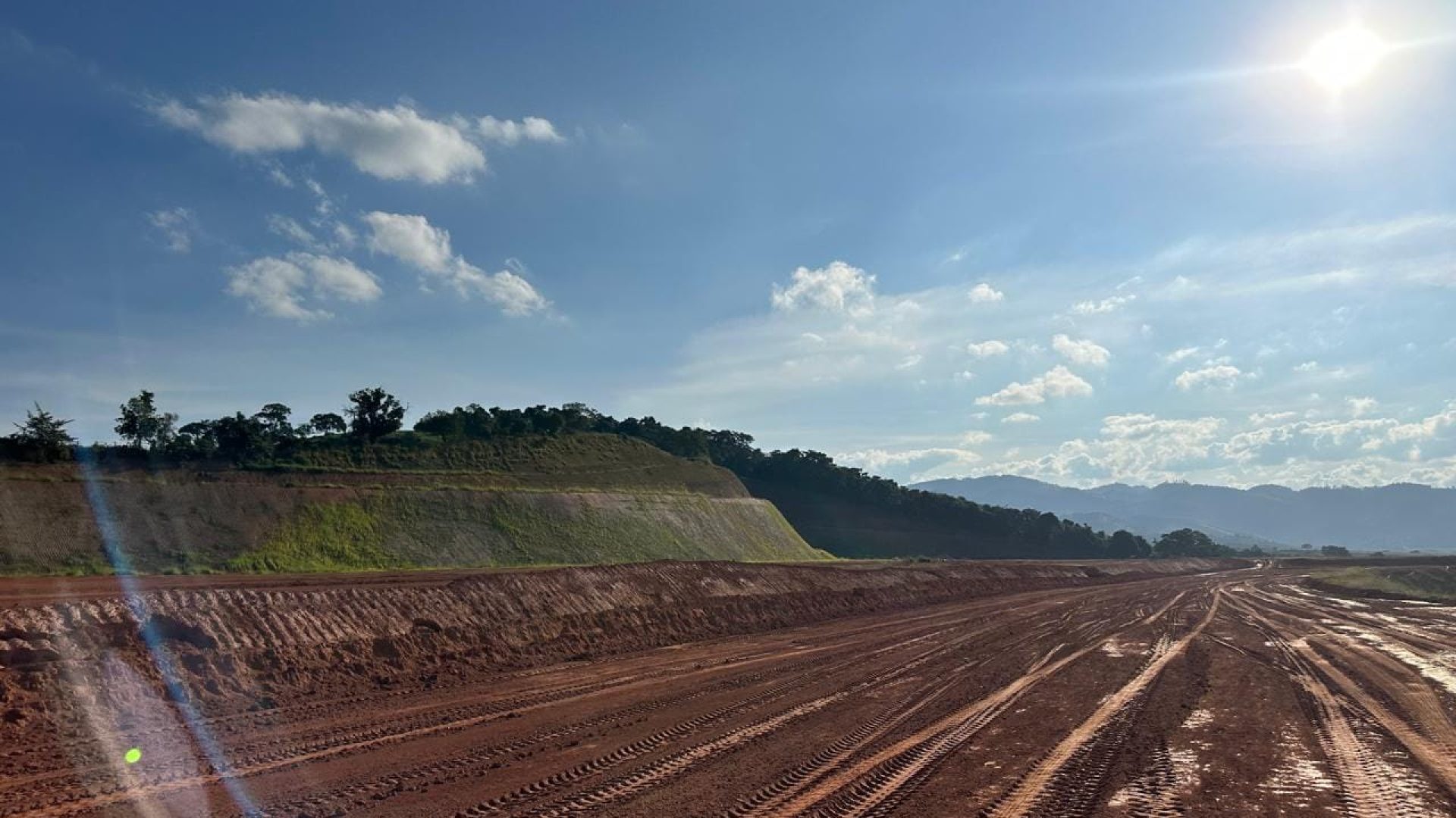 área industrial, Cambuí, Sul de Minas, 186.000m², platô, Rodovia Fernão Dias, fácil acesso, logística, galpão, centro de distribuição, localização estratégica, investimento, terreno industria (6)