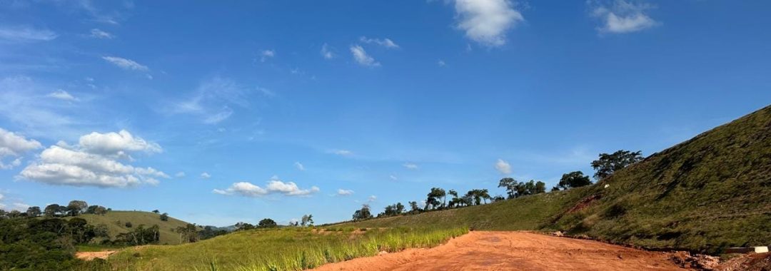 área industrial, Cambuí, Sul de Minas, 186.000m², platô, Rodovia Fernão Dias, fácil acesso, logística, galpão, centro de distribuição, localização estratégica, investimento, terreno industrial (1)