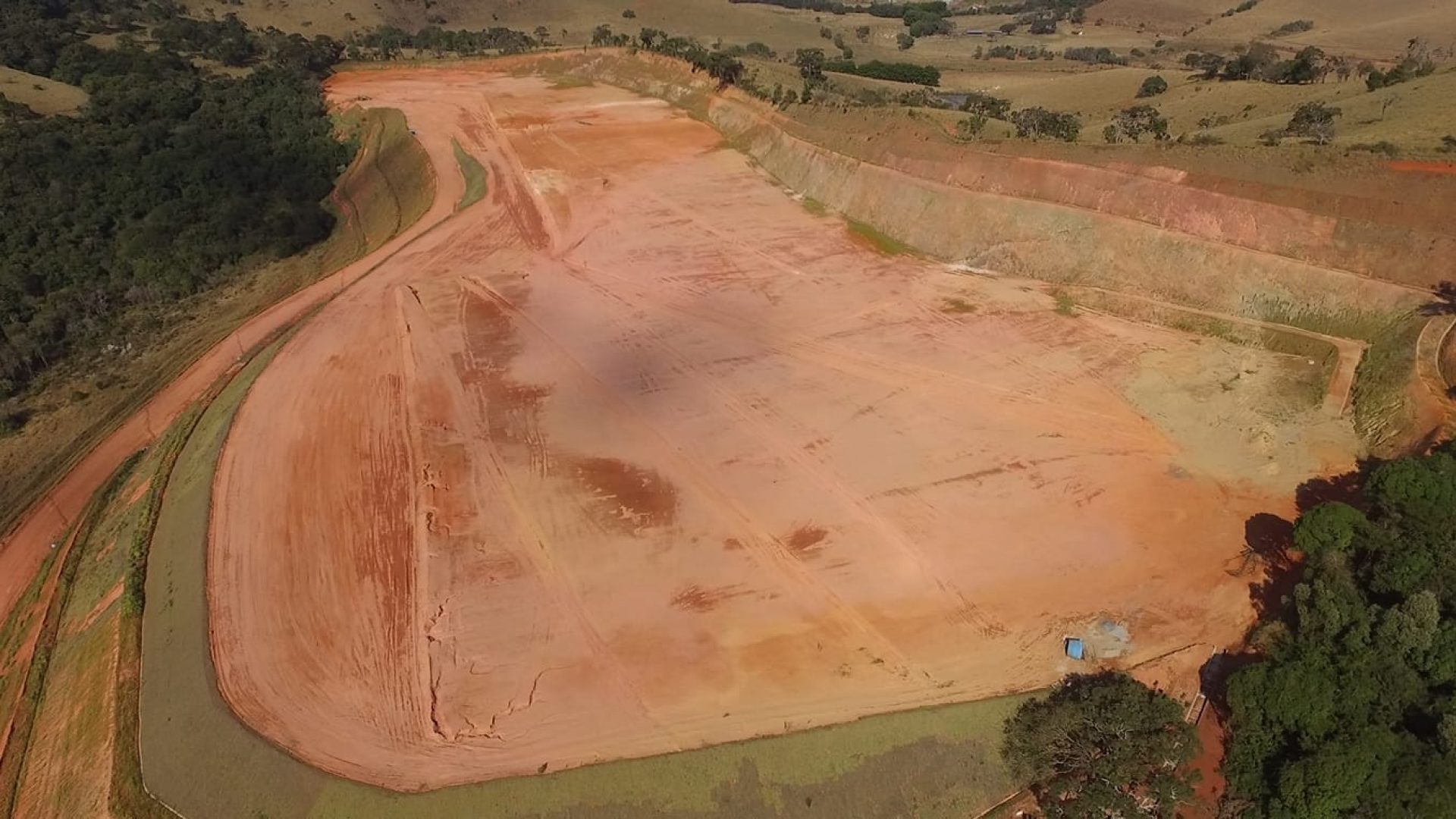 área industrial, Cambuí, Sul de Minas, 186.000m², platô, Rodovia Fernão Dias, fácil acesso, logística, galpão, centro de distribuição, localização estratégica, investimento, terreno industrial (3)