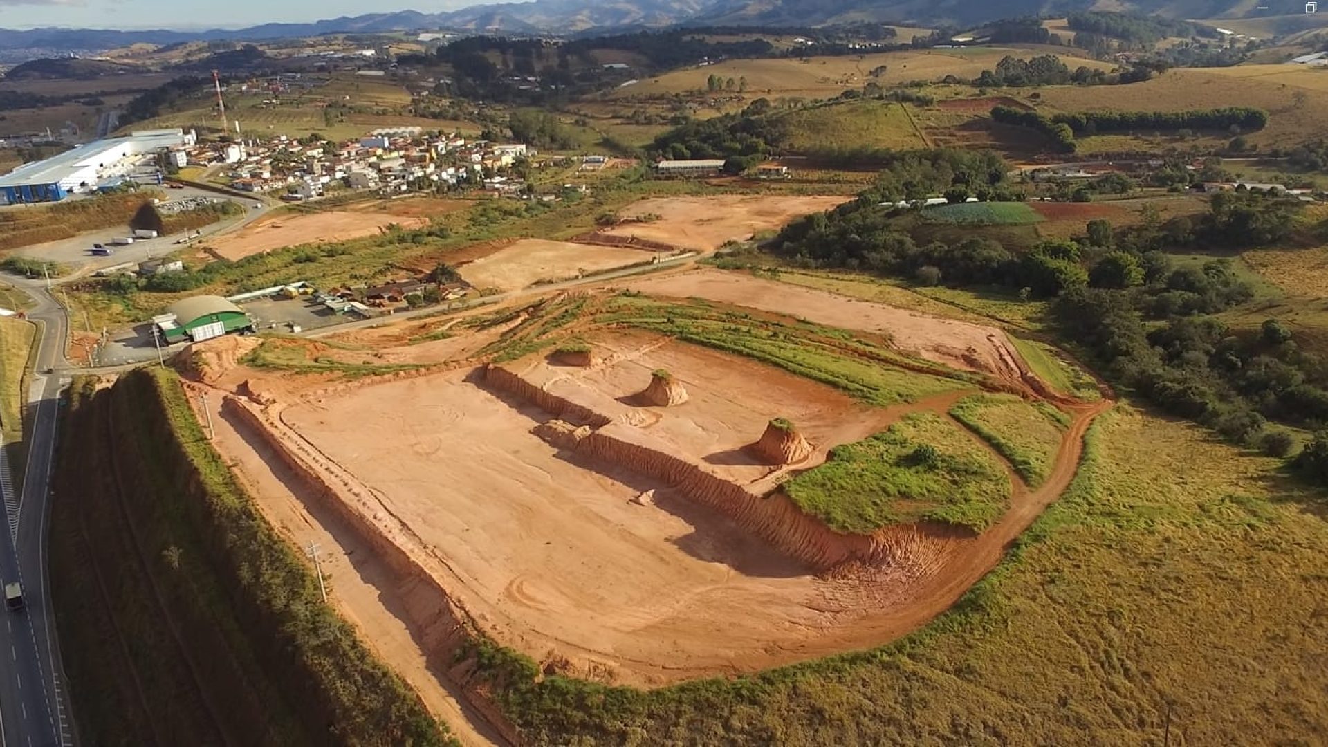 area industrial a venda em cambui mg, area para galpao a venda em cambui mg, sul de minas (4)