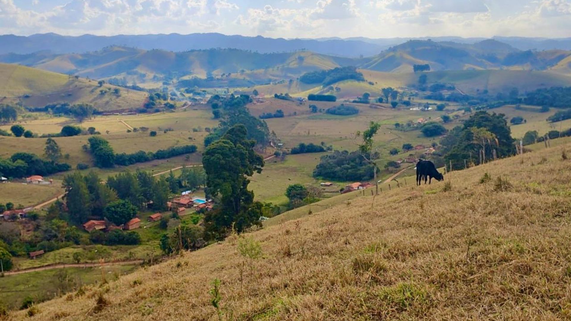 chacara-6000m2-córrego-do-bom-jesus, chacara-a-venda-no-corrego-do-bom-jesus-mg (1)