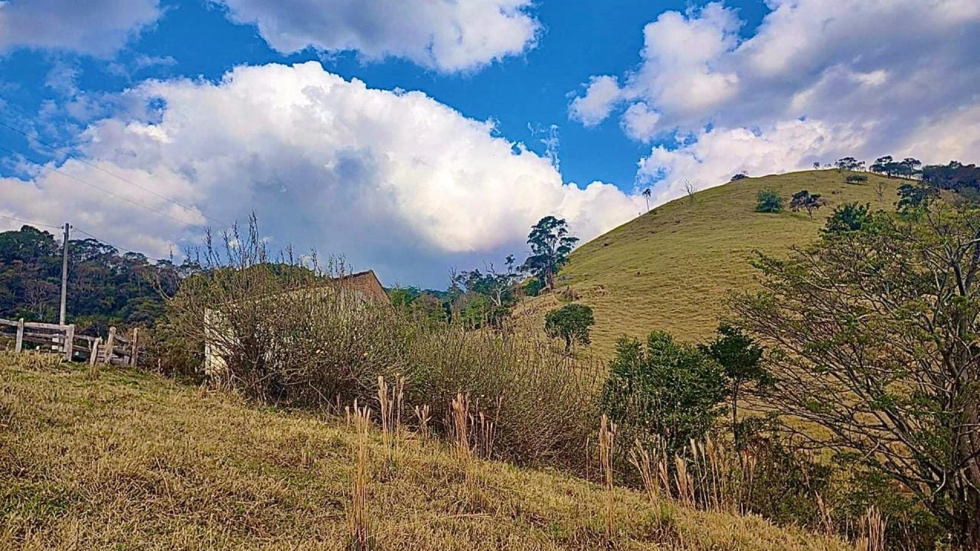 chacara-6000m2-córrego-do-bom-jesus, chacara-a-venda-no-corrego-do-bom-jesus-mg (2)