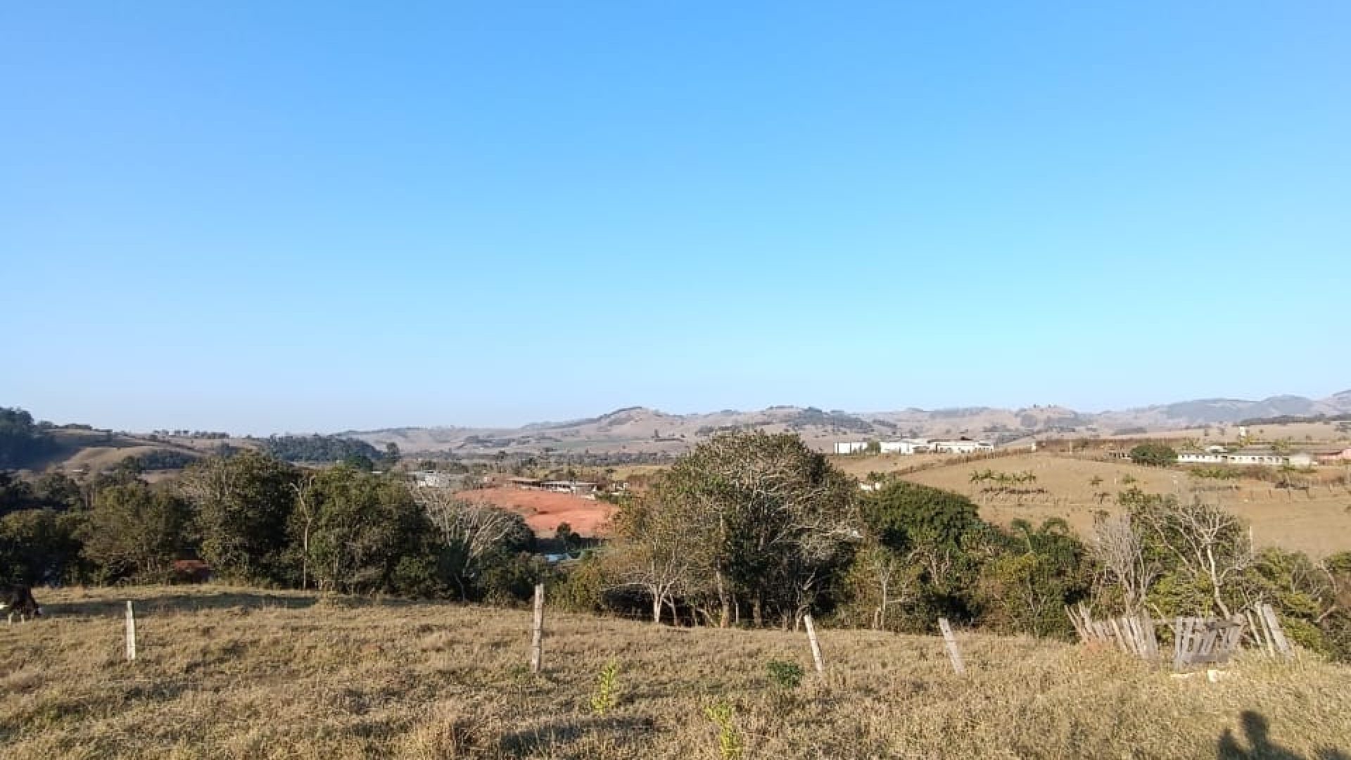 chacara-a-venda-em-cambui-mg (1)