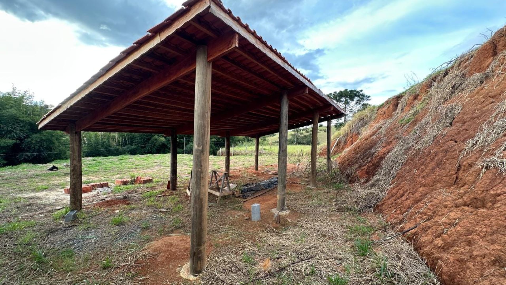 chacara, corregodobomjesus, suldeminas, casaestilochale, poçosemiartesiano, internetfibraoptica, chacaracomcasa, proximodoasfalto, imoveisrurais, silvacorretordeimoveis (7)