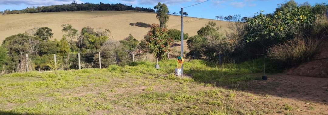 chacara-de-3-600m-com-casa-e-vista-panoramica-cambui-mg (20)