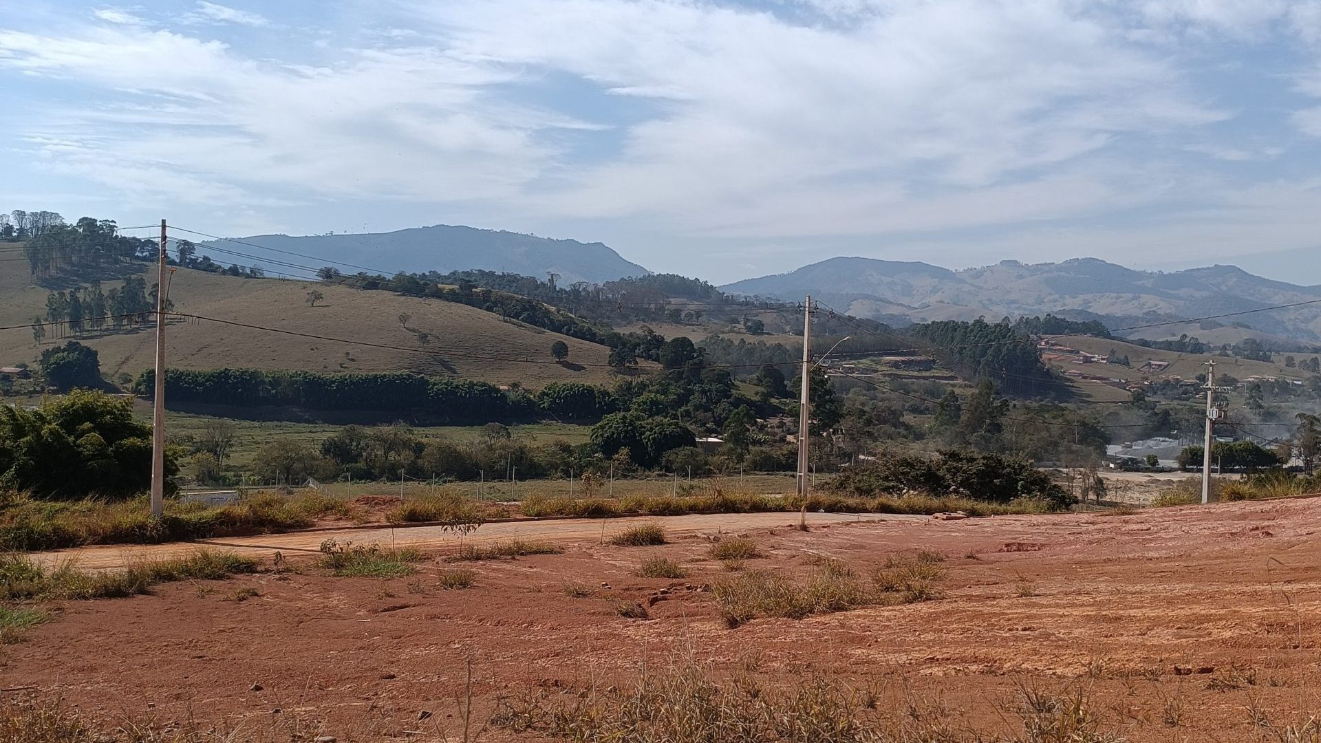 lote-de-250m²-a-venda-em-cambui-mg (3)