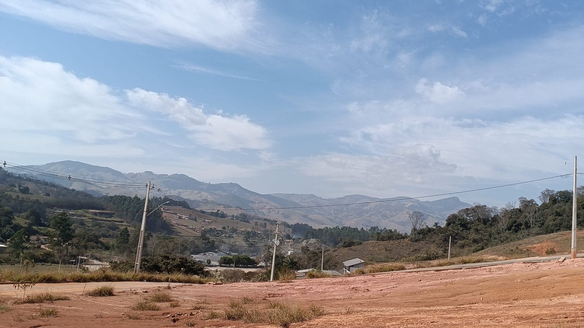 lote-de-250m²-a-venda-em-cambui-mg (6)