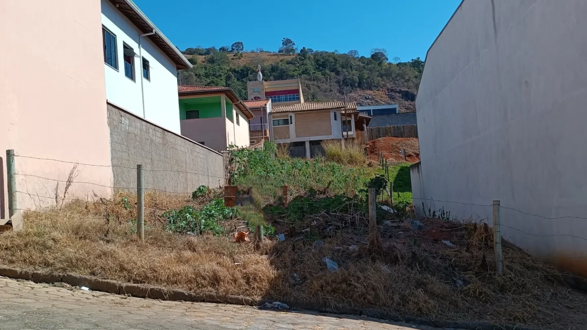 lote-urbano-200m²-a-venda-em-cambui-mg (1)