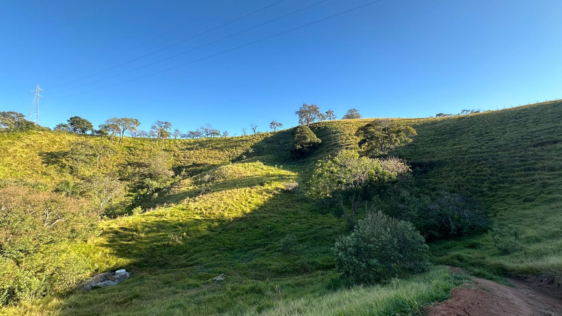 privacidade-vista-panoramica-na-serra-da-mantiqueira-terreno-rural-de-60-000-m2 (8)