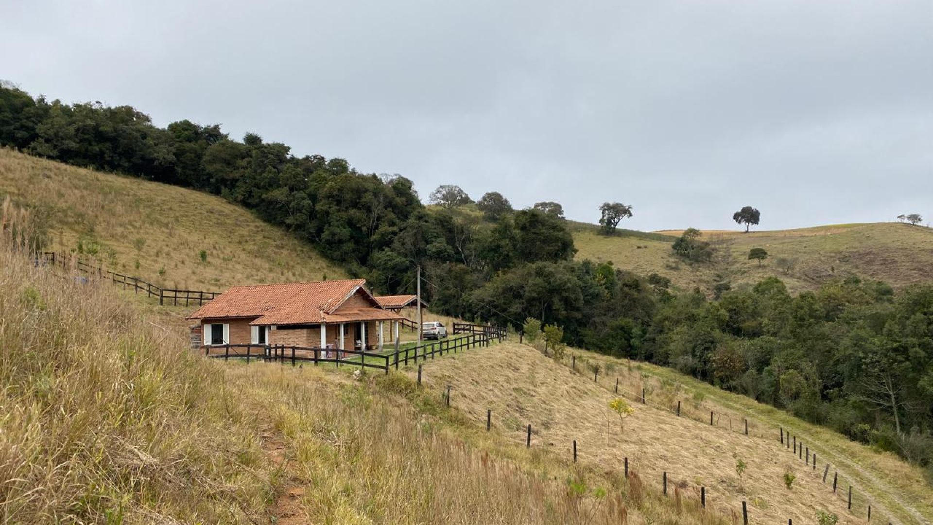 propriedade-rural-a-venda-regiao-de-camanducaia-mg-40-807-m²-1-366m-de-altitude (20)