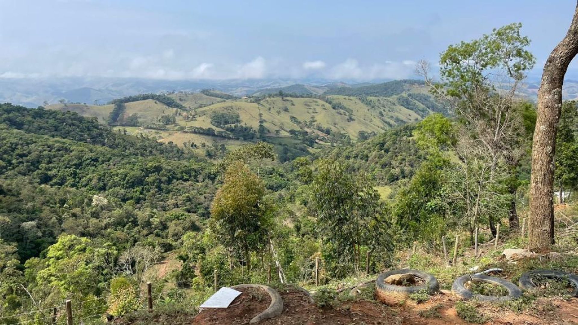 sitio-de-190-000m²-com-maravilhosa-vista-panoramica-para-serra-da-mantiqueira-em-cambui-mg (43)