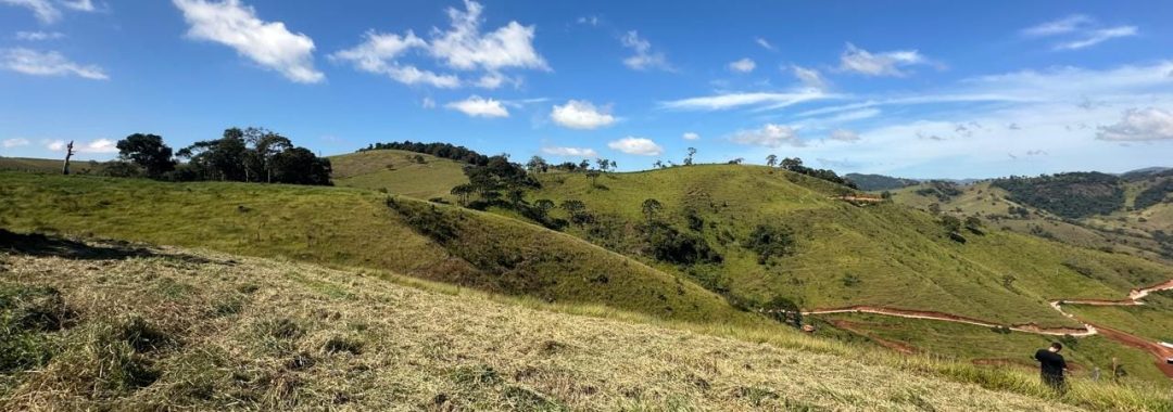 terreno-a-venda-em-cambui-mg-20-200-m²com-vista-para-montanhas (1)