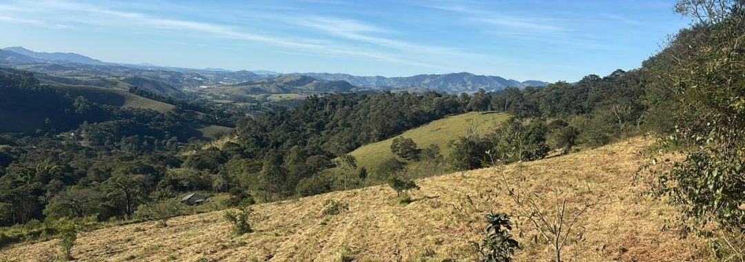 terreno-de-35-000m²-com-terraplanagem-agua-e-vista-panoramica-a-3-km-da-fernao-dias (15)
