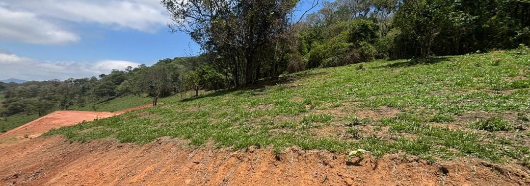 terreno-de-35-000m²-com-terraplanagem-agua-e-vista-panoramica-a-3-km-da-fernao-dias (4)