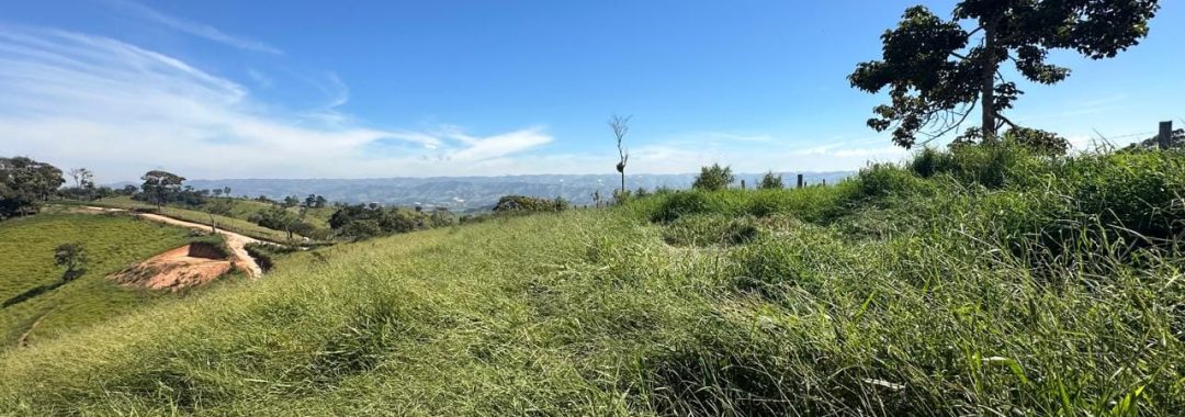 terreno-exclusivo-a-venda-no-caminho-da-fe-20-200-m²-com-vista-para-a-serra-da-mantiqueira (1)