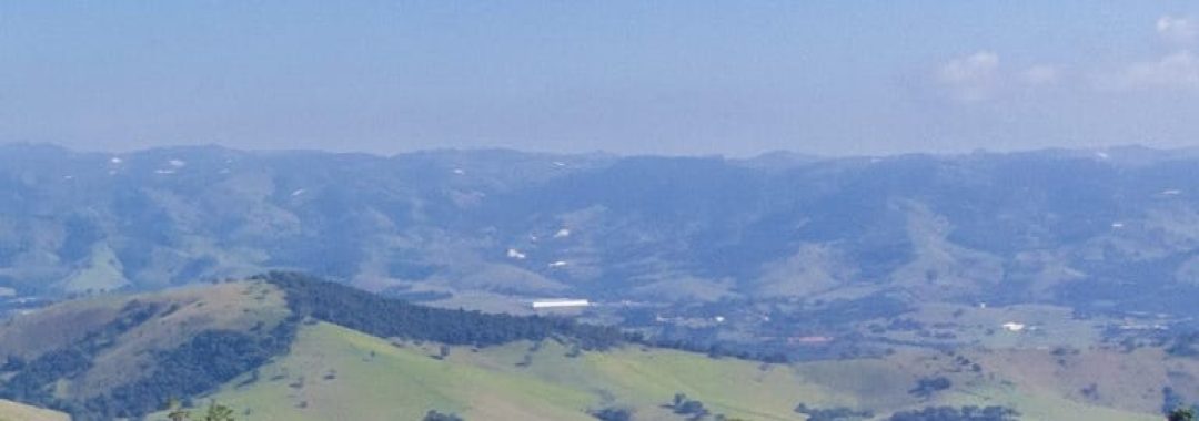terreno-exclusivo-a-venda-no-caminho-da-fe-20-200-m²-com-vista-para-a-serra-da-mantiqueira (1)