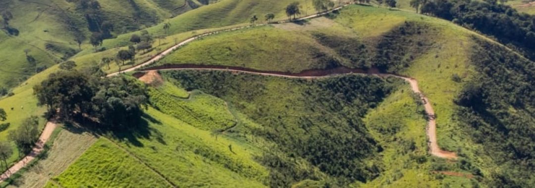terreno-exclusivo-a-venda-no-caminho-da-fe-20-200-m²-com-vista-para-a-serra-da-mantiqueira (12)