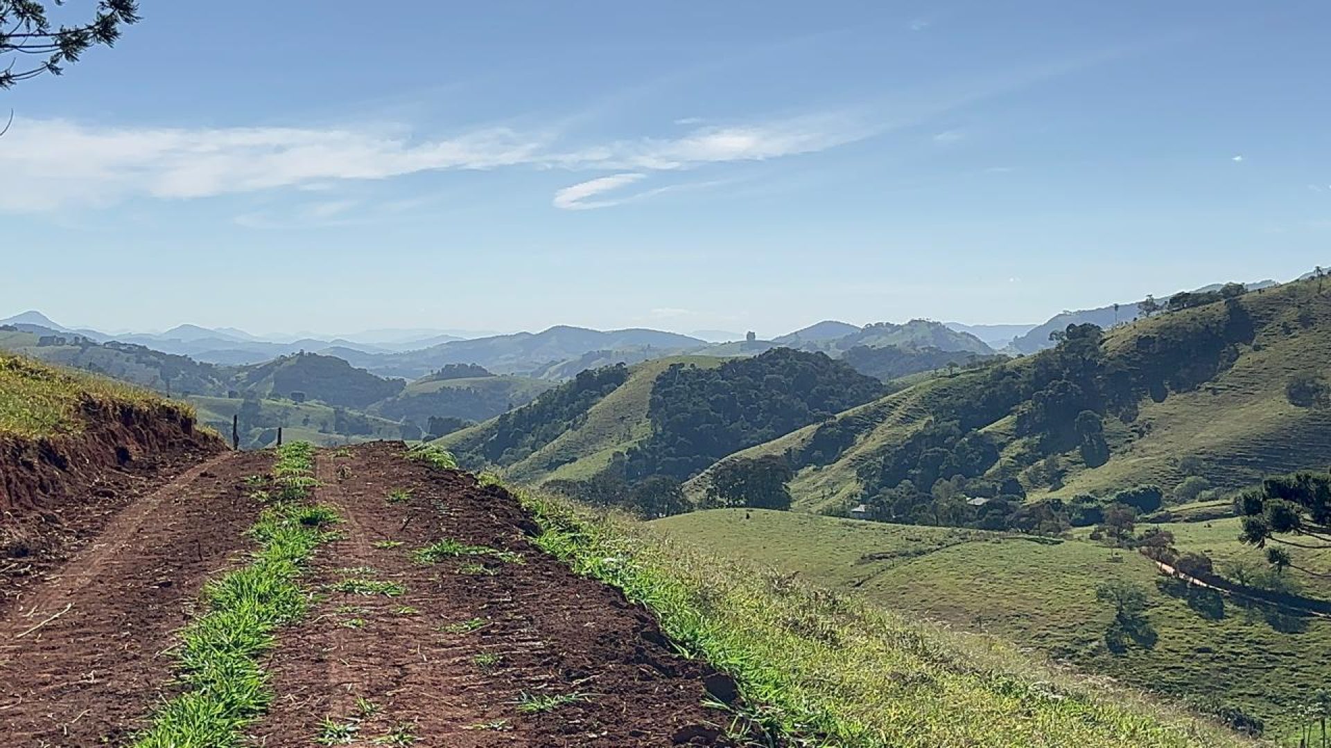 terreno-rural-a-venda-de-20-000m²-na-regiao-de-goncalves-mg (3)