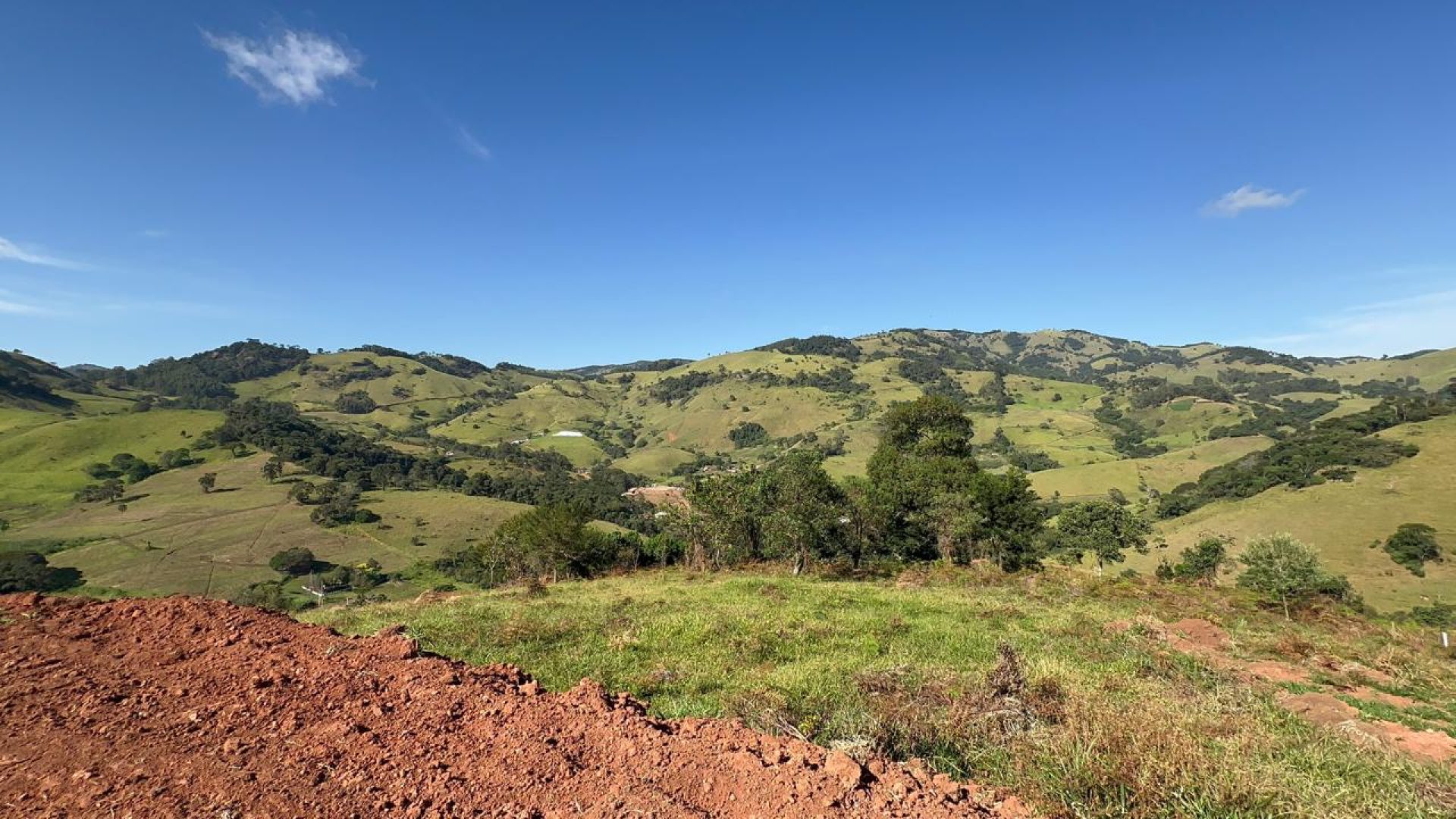 terreno-rural-a-venda-de-20-000m²-na-regiao-de-goncalves-mg (6)