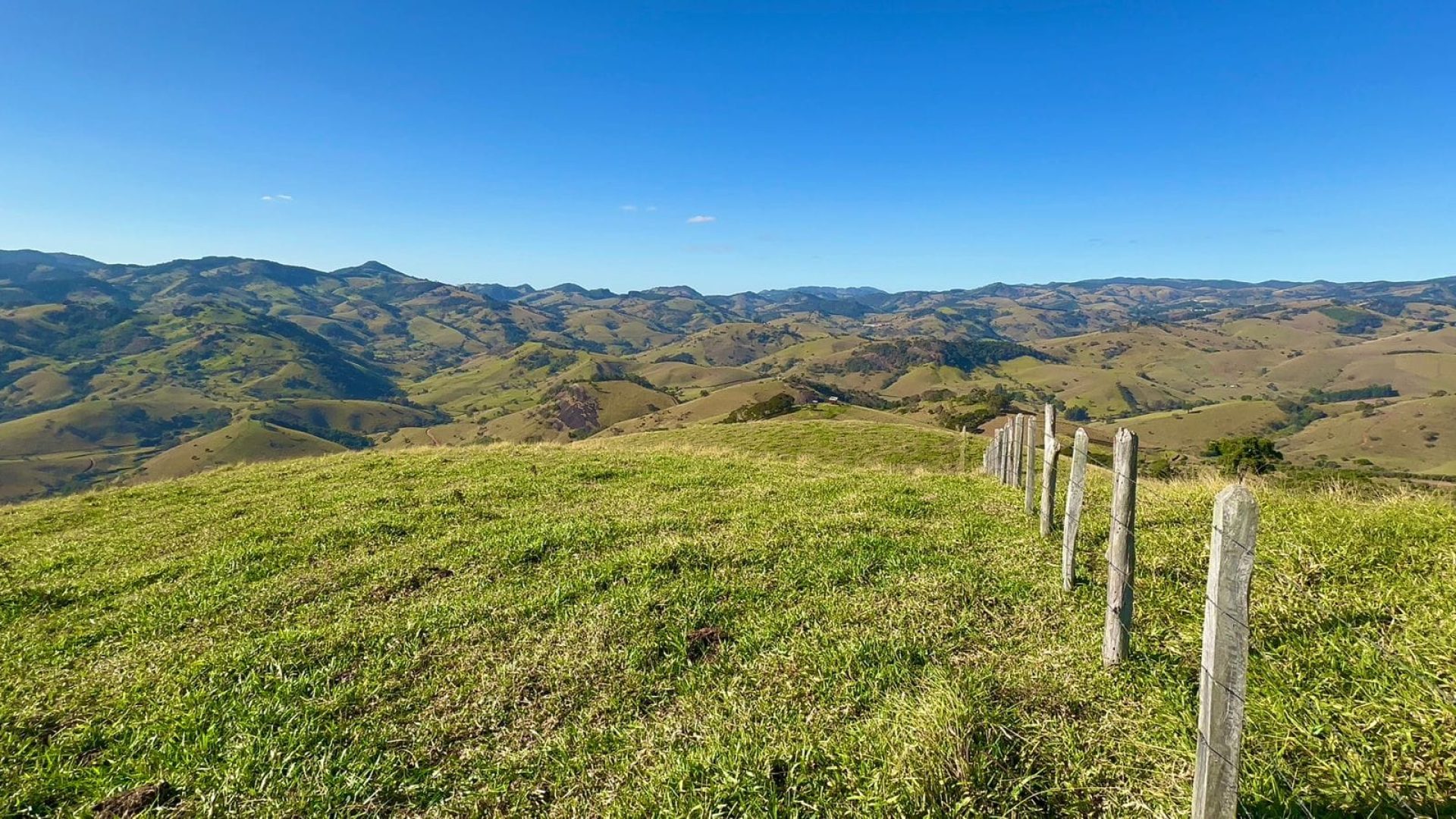 terreno-rural-de-130-000m²-com-uma-das-vistas-mais-belas-do-sul-de-mg (11)