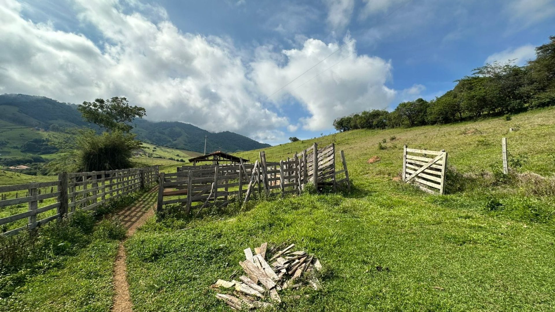 terreno-rural-de-165-alqueires-em-cambui-mg-a-9-km-da-cidade-com-acesso-privativo (10)