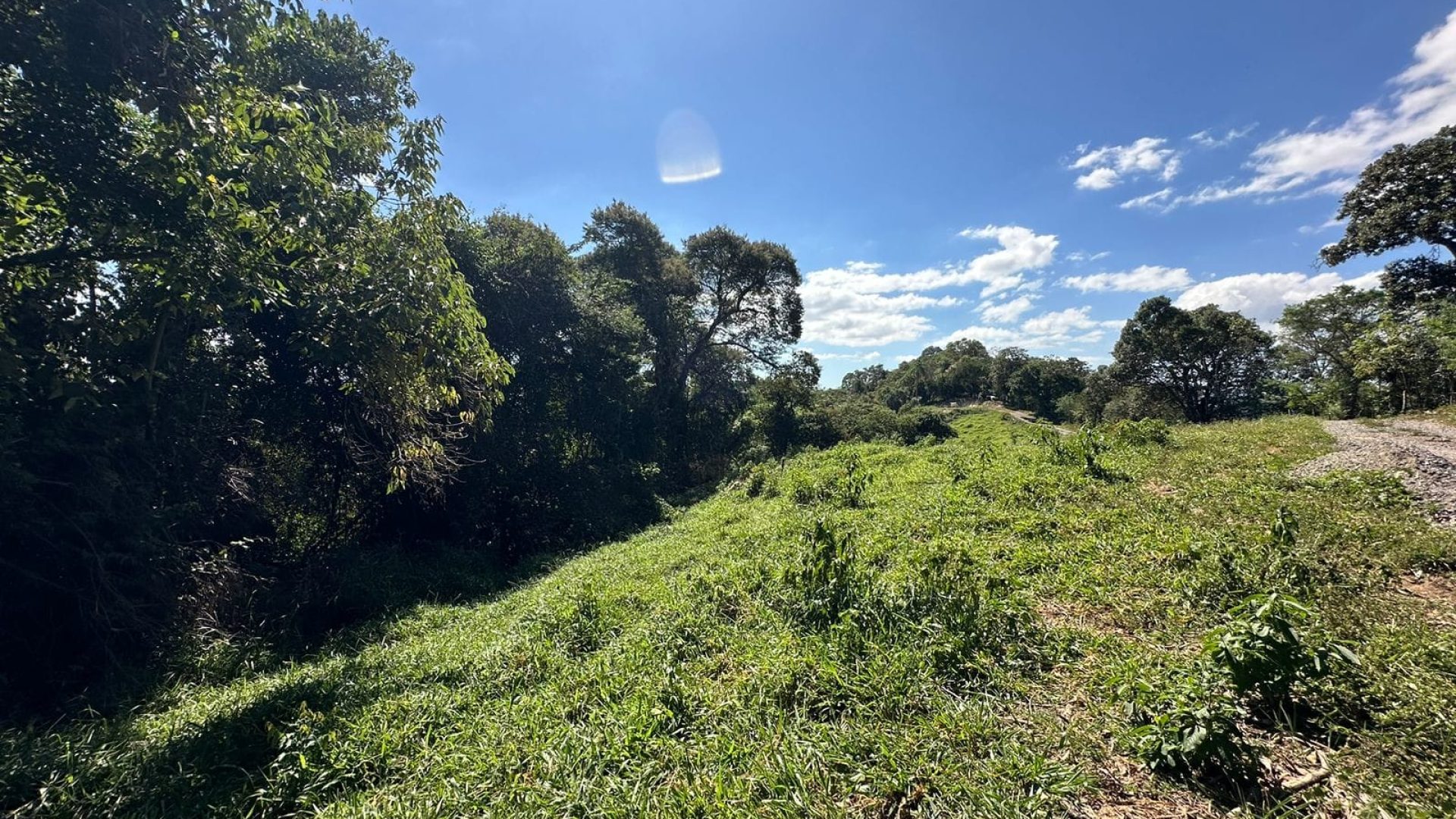 terreno-rural-de-20-000m²-com-vista-panoramica-das-montanhas-da-serra-da-mantiqueira-no-sul-de-minas (1)