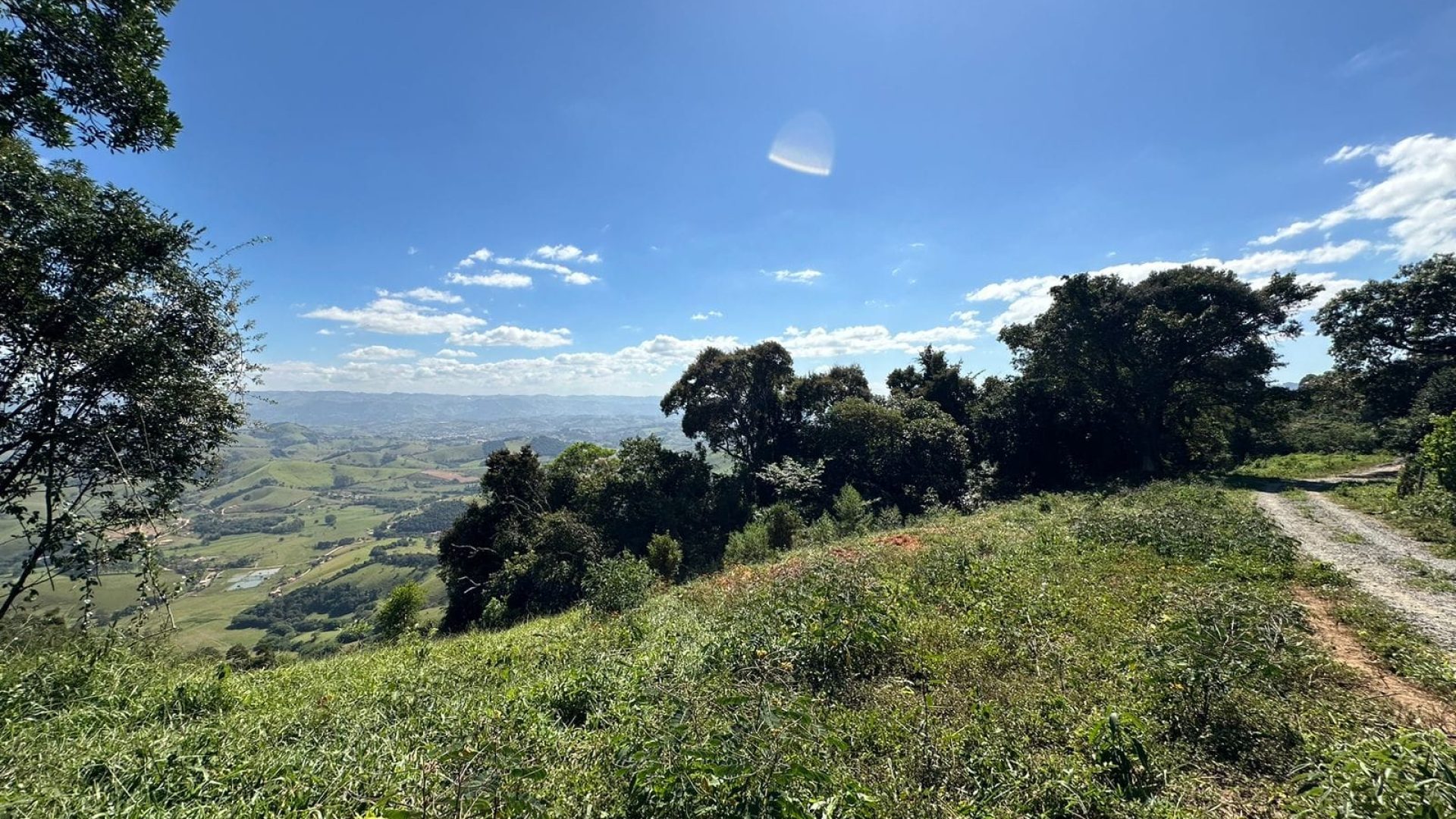 terreno-rural-de-20-000m²-com-vista-panoramica-das-montanhas-da-serra-da-mantiqueira-no-sul-de-minas (5)