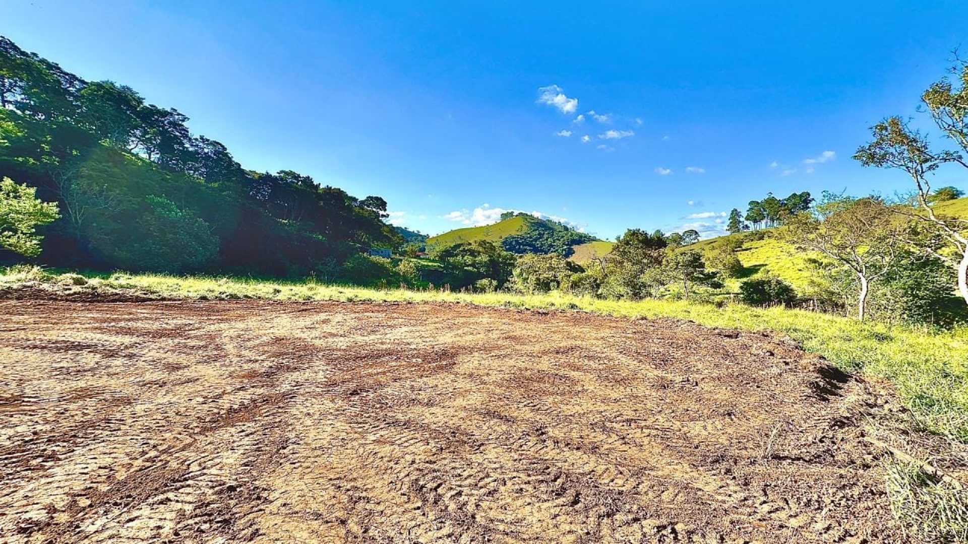 terreno rural de 20.000m² com privacidade e ótima localização em cambui no sul de minas (1)