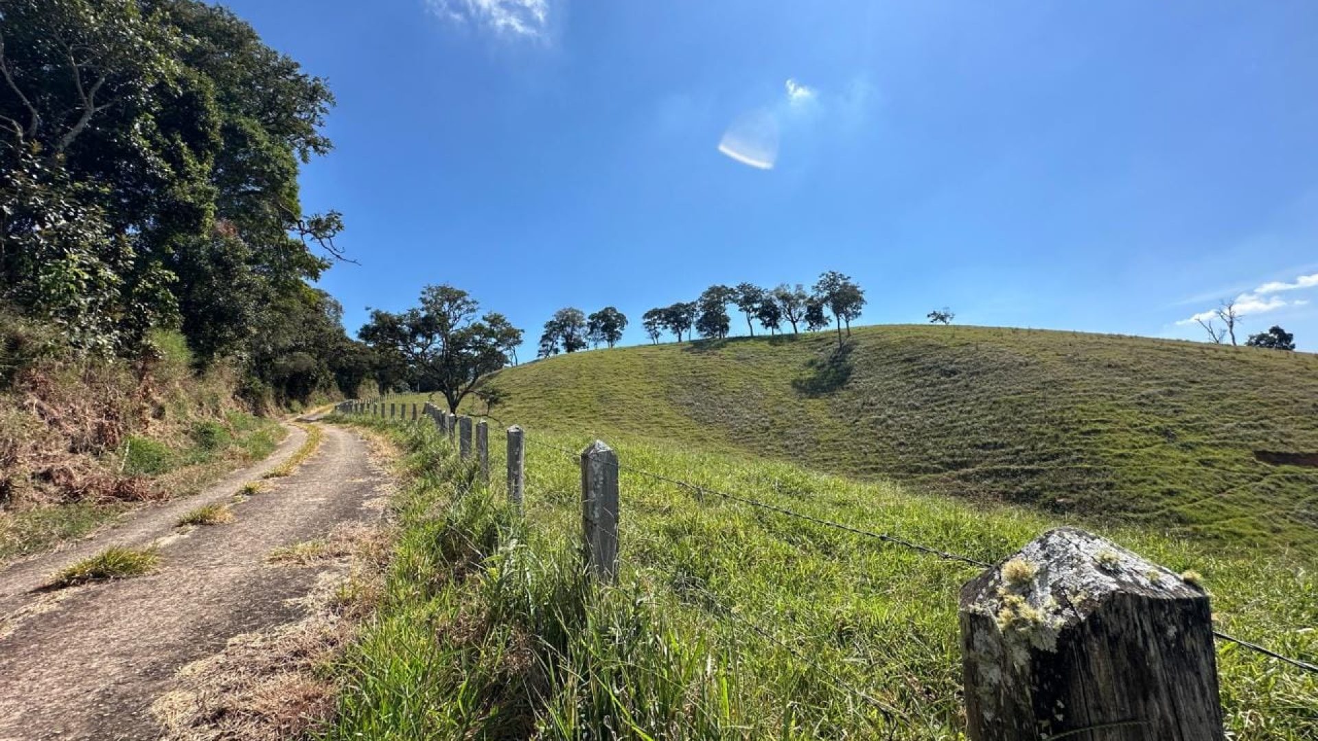 terreno-rural-de-72-000-m²-a-venda-na-regiao-da-cidade-de-corrego-do-bom-jesus-mg (17)