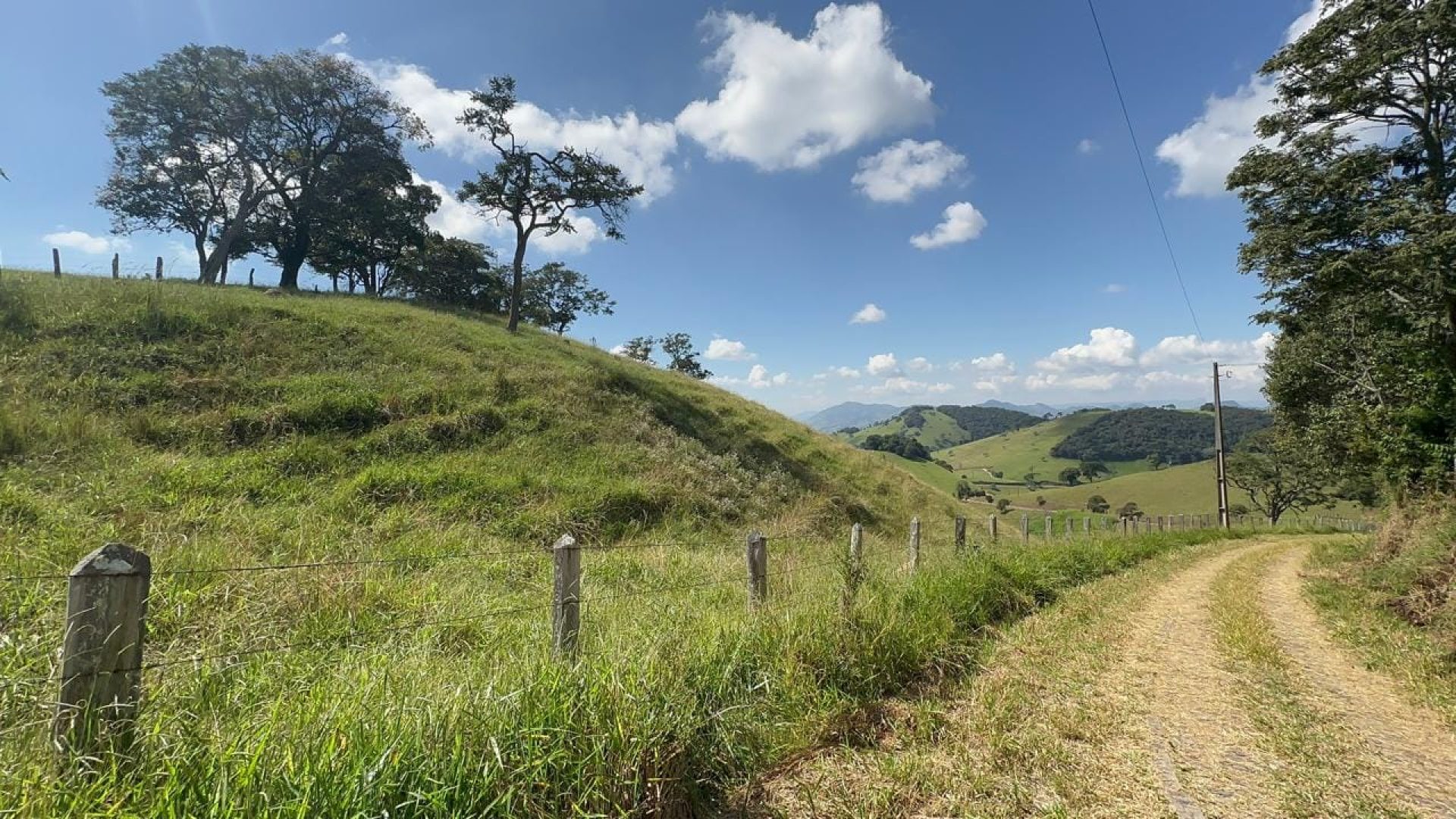 terreno-rural-de-72-000-m²-a-venda-na-regiao-da-cidade-de-corrego-do-bom-jesus-mg (4)
